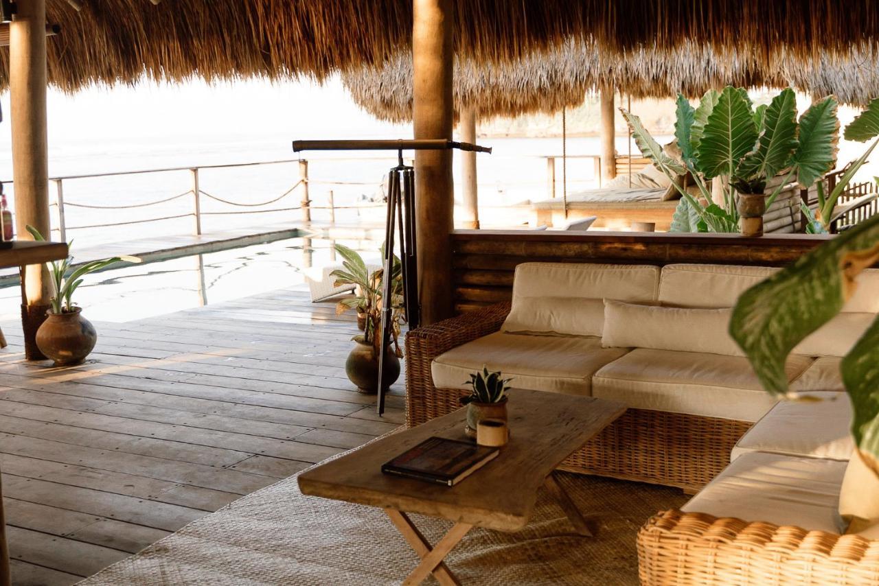 Sumba Beach House Уайкабубак Екстериор снимка