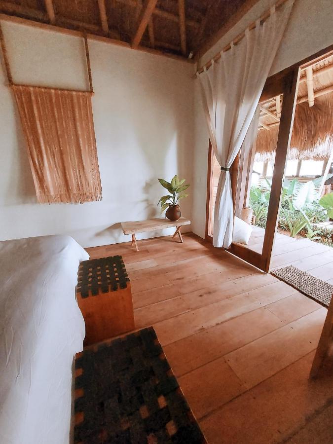 Sumba Beach House Уайкабубак Екстериор снимка