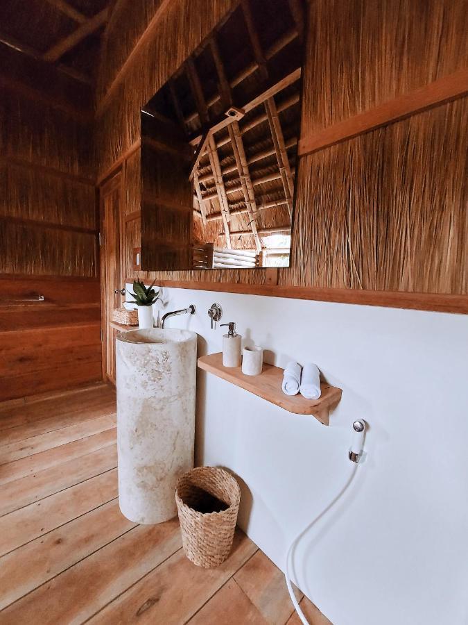 Sumba Beach House Уайкабубак Екстериор снимка