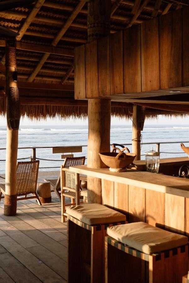 Sumba Beach House Уайкабубак Екстериор снимка